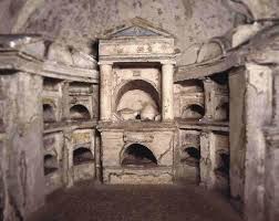 catacomb是什么意思