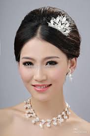 dazzlingly是什么意思