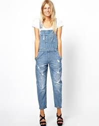 dungarees是什么意思