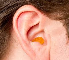 earwax是什么意思